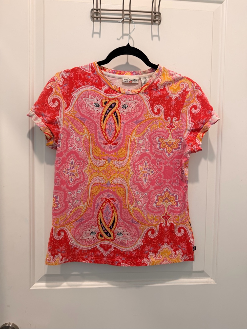 Polo Jeans Co. Ralph Lauren
Vintage Paisley Batik T-Shirt
Red Pink Size L